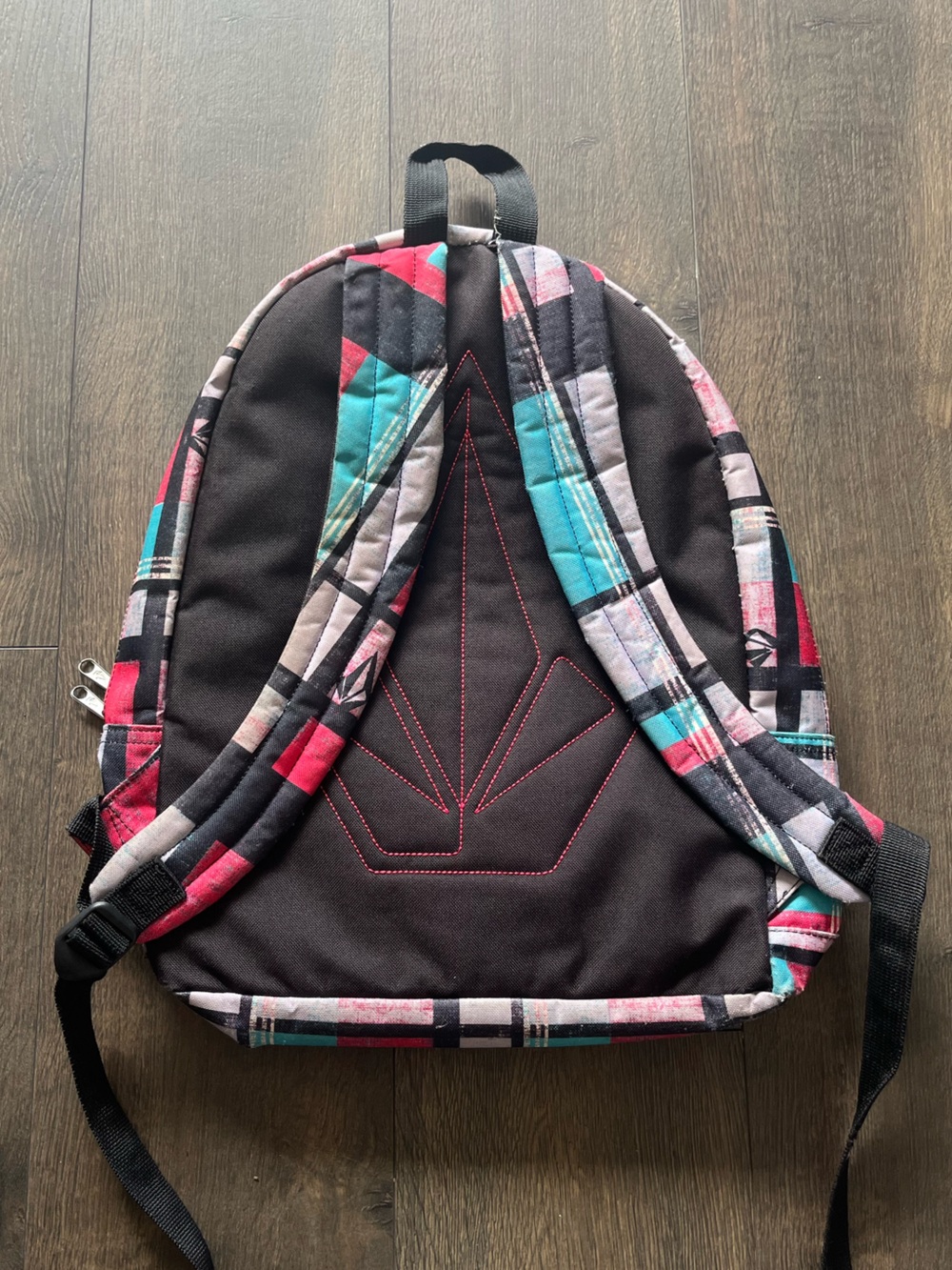 Volcom Plaid Backpack - Picture 2 of 10